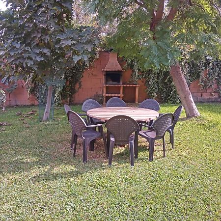 Casa Rural Oregano Кармона Екстериор снимка