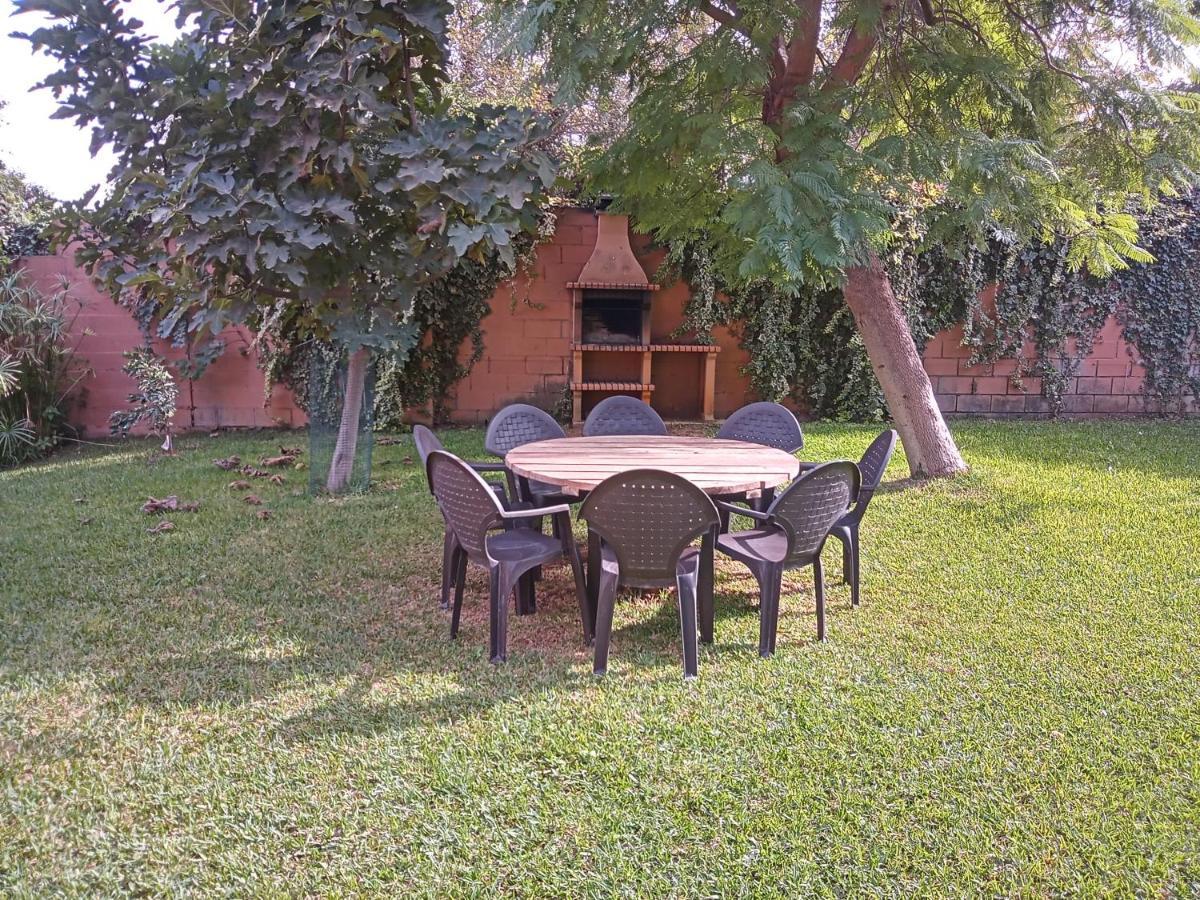 Casa Rural Oregano Кармона Екстериор снимка