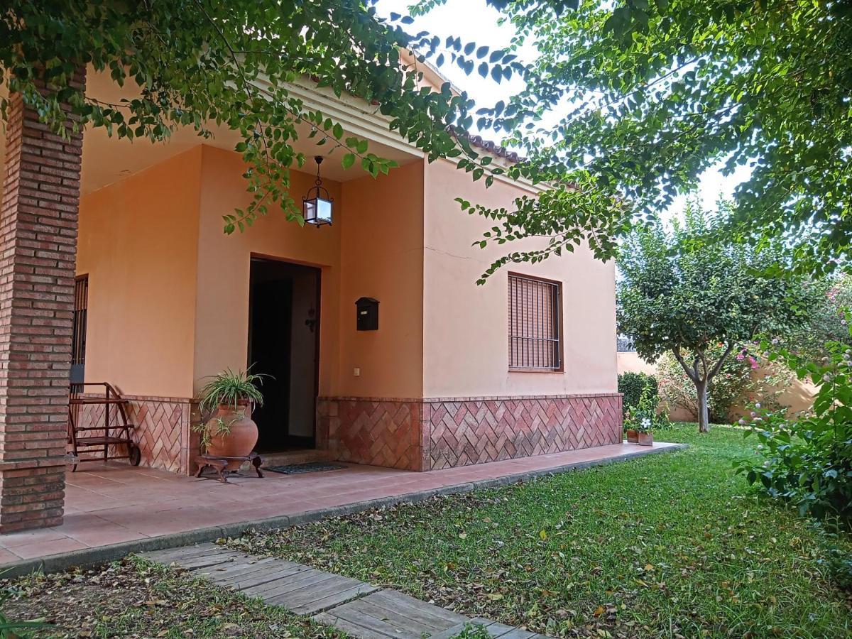 Casa Rural Oregano Кармона Екстериор снимка