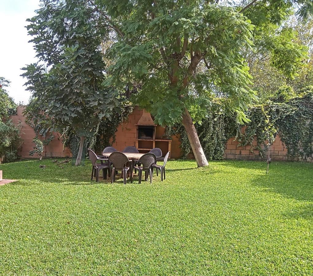 Casa Rural Oregano Кармона Екстериор снимка